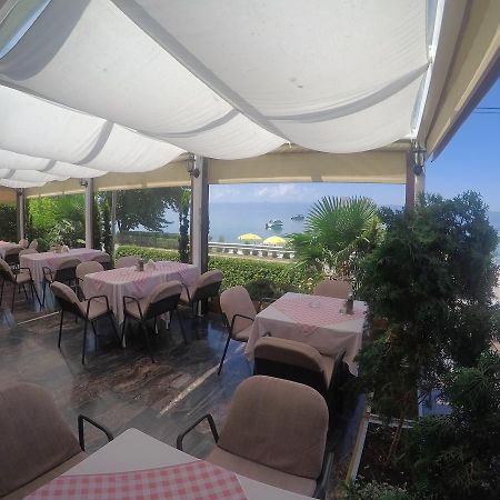 Hotel Dva Bisera Łagadin Zewnętrze zdjęcie