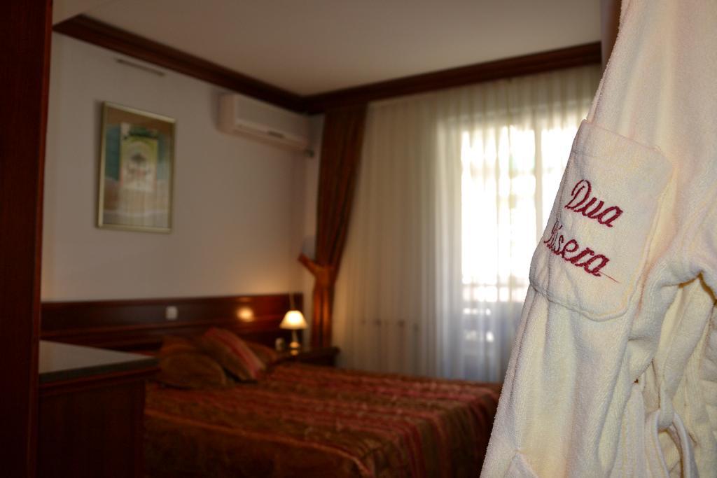 Hotel Dva Bisera Łagadin Zewnętrze zdjęcie