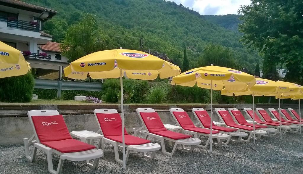 Hotel Dva Bisera Łagadin Zewnętrze zdjęcie